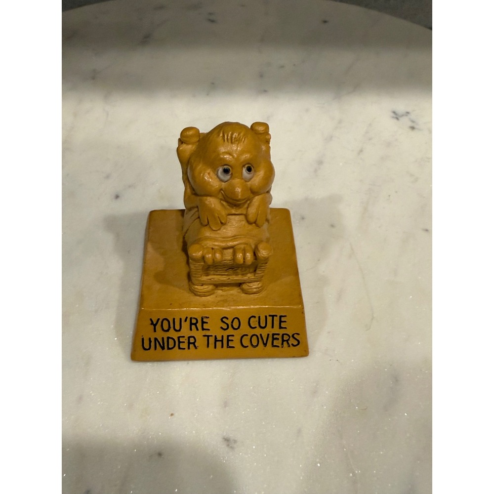 Vintage 1975 Wallace Berrie Co Youre So Cute Under The Covers Figurine 7548 USA
